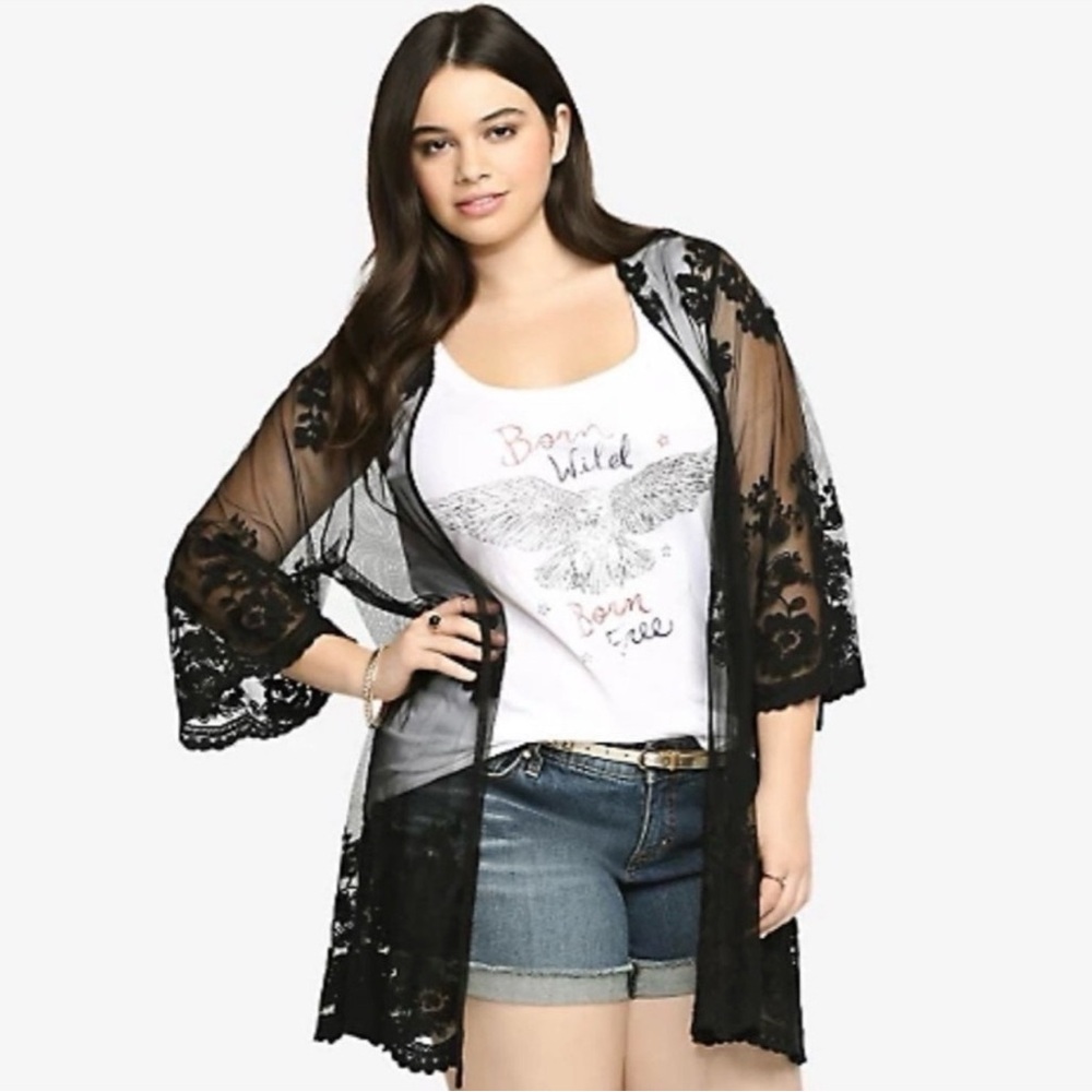 Hot Topic black lace skull floral kimono